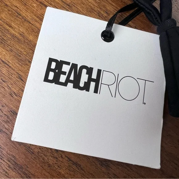 Beach Riot Side-Tie Black Bikini Bottoms Size M NWT - Picture 8 of 9